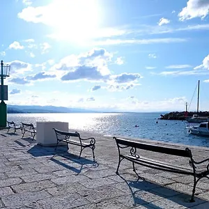 https://studio-apartment-surf-by-the-sea.primorje-gorskikotar.com